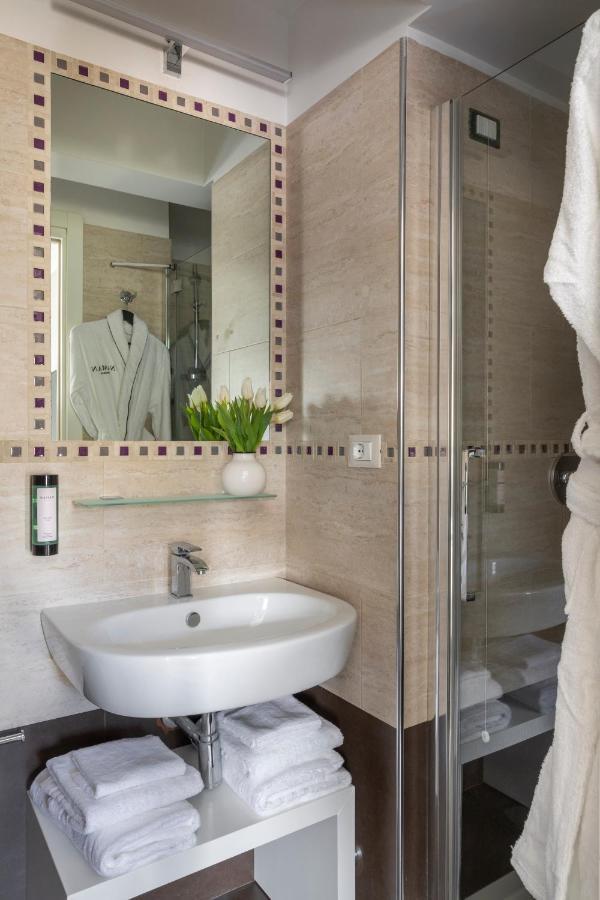 Naman Hotellerie - Spagna Roma Ngoại thất bức ảnh