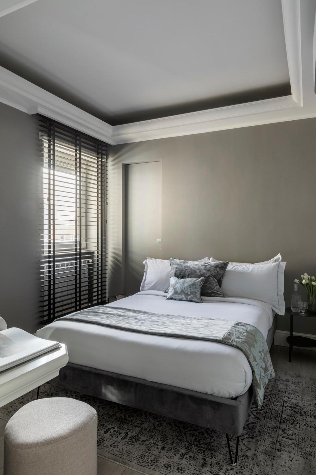 Naman Hotellerie - Spagna Roma Phòng bức ảnh